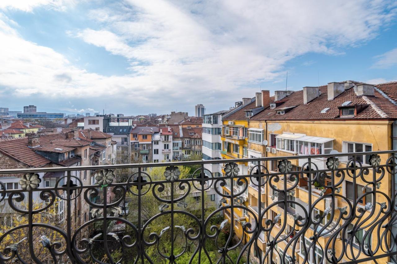 Vitosha Str 2Bd White & Blue Apt By Flat Mаnager Sofya Dış mekan fotoğraf